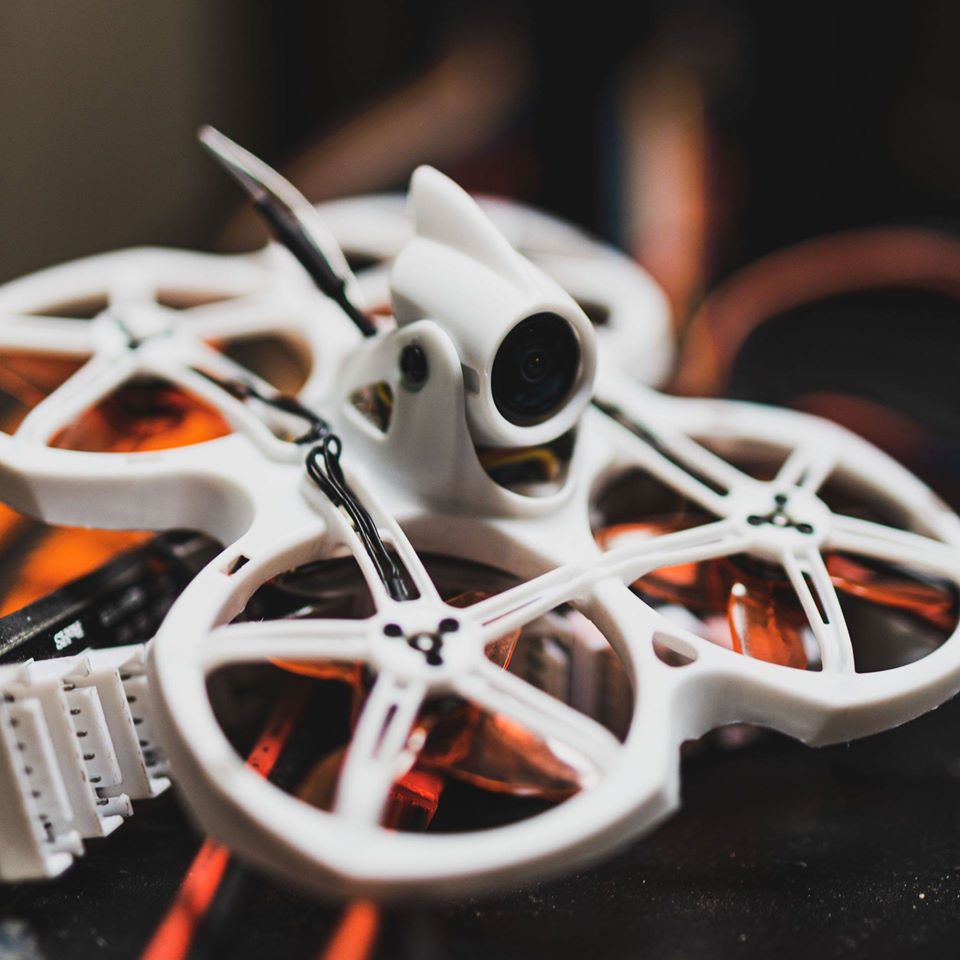 Emax Tinyhawk II 2 RTF FPV Rac - Drone Battery Case reseña y precio